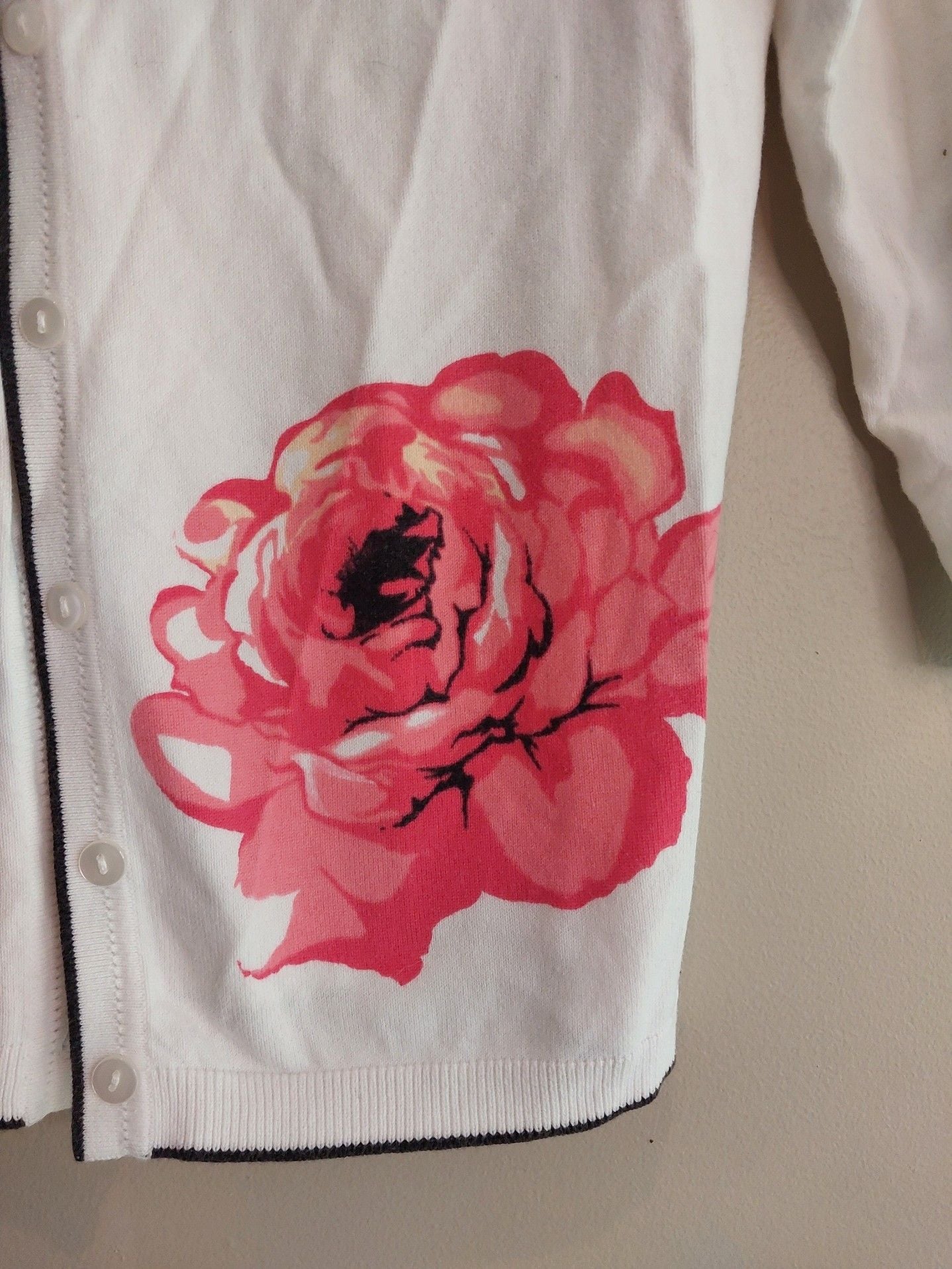 Sag Harbor Petite Cream Cardigan Sweater With Pink Roses 3/4 Sleeves Size PS 4