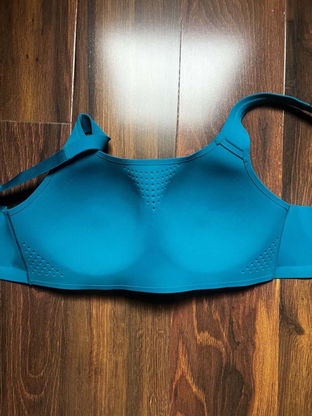 Victoria’s Secret VSX Featherweight Max Wireless High Impact Sports Bra 36C Teal 6
