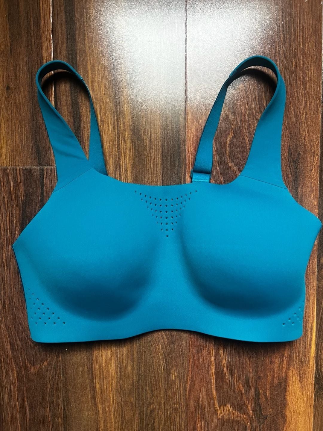 Victoria’s Secret VSX Featherweight Max Wireless High Impact Sports Bra 36C Teal 9