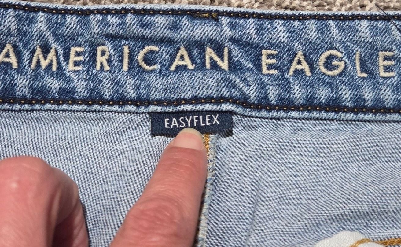 Men's American Eagle Distressed Light Wash Jeans 31x32 Easyflex 8