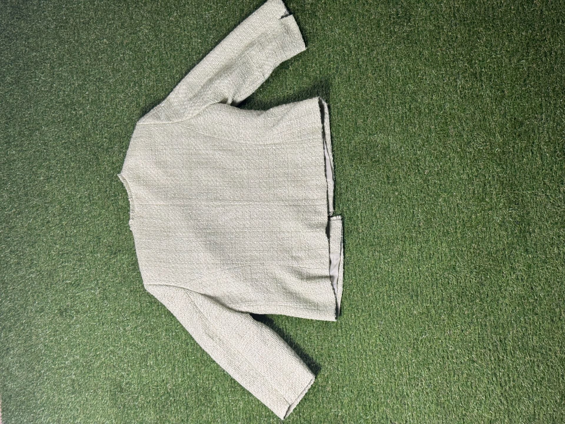 Product thumbnail 5