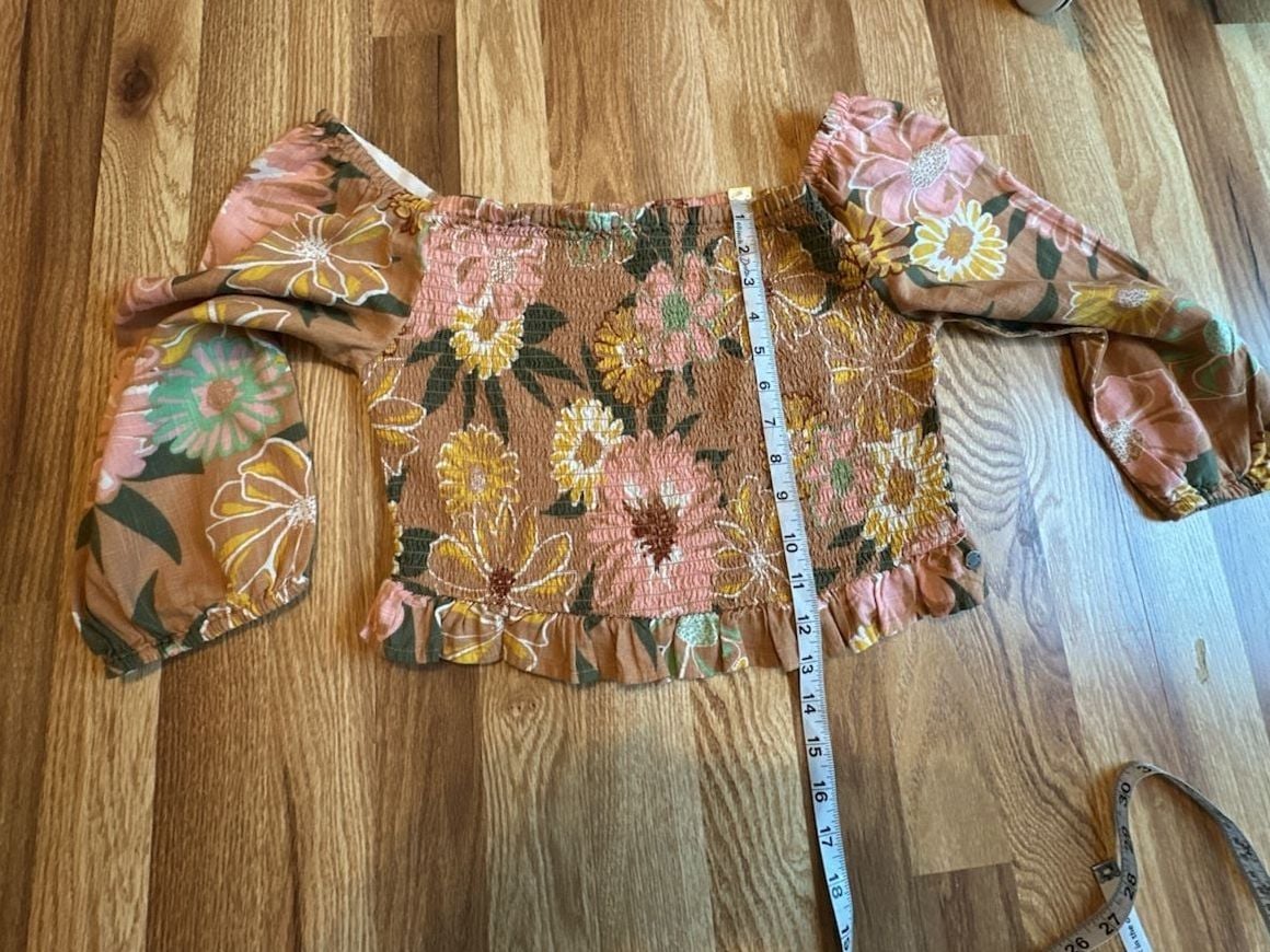 ROXY Like The Sun Again Floral Smocked Off Shoulder Crop Top Brown Size L 9