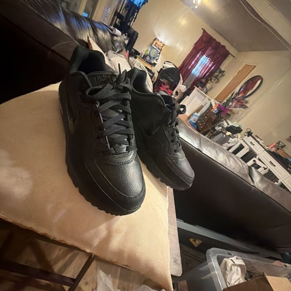 Nike Men's Air Max LTD 3 sz 10.5 men Triple Black Sneakers