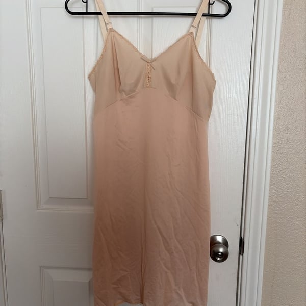 Vintage Olga Peach Nylon Lace Trim Cami Full Slip Dress