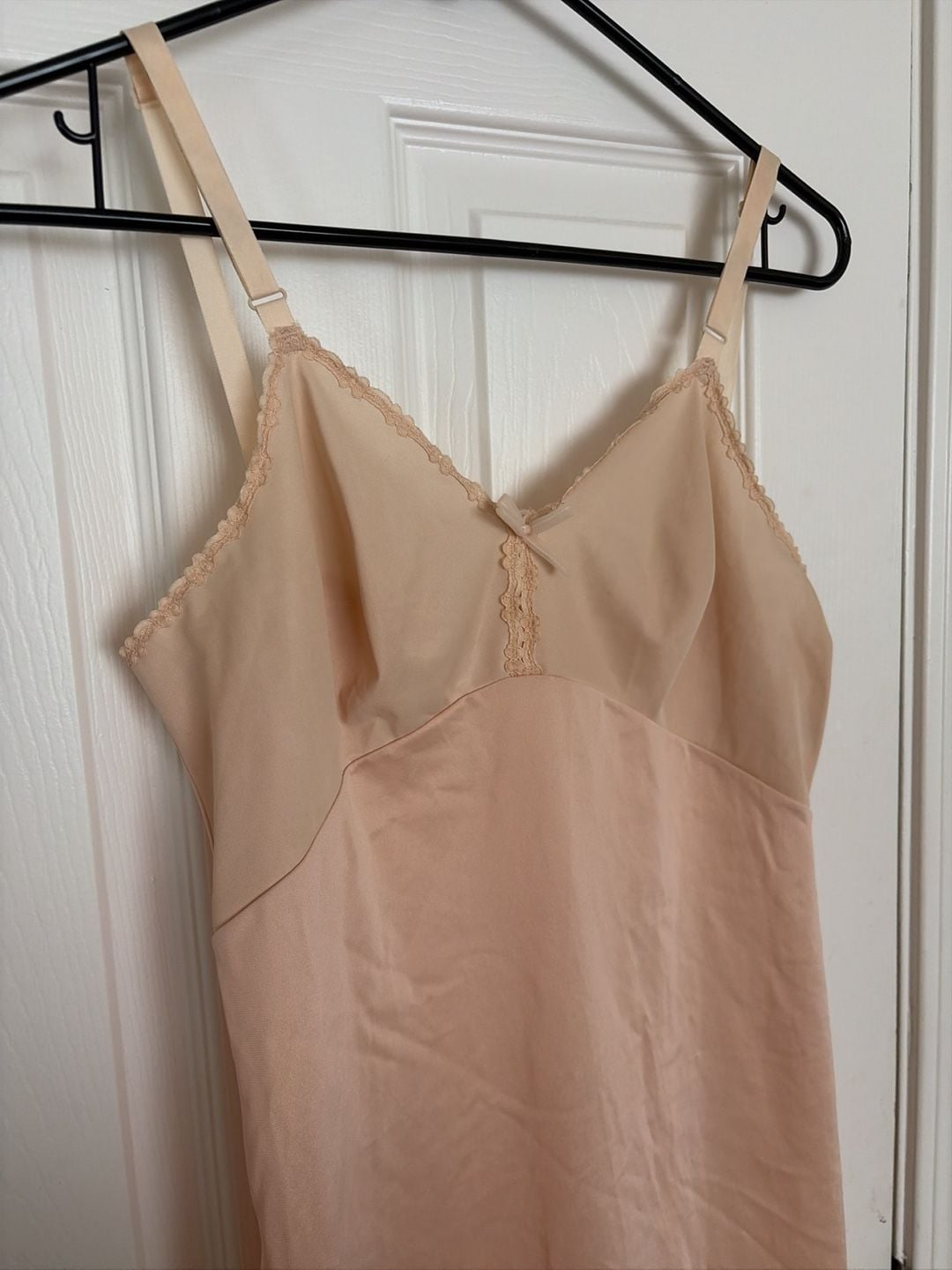 Vintage Olga Peach Nylon Lace Trim Cami Full Slip Dress 3