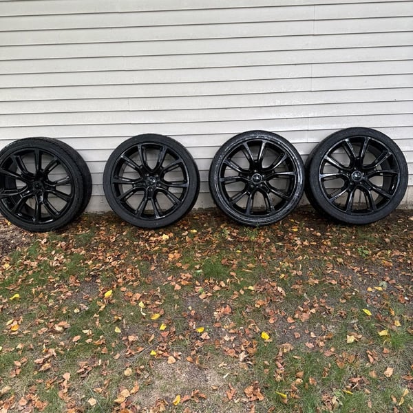 22x9.5