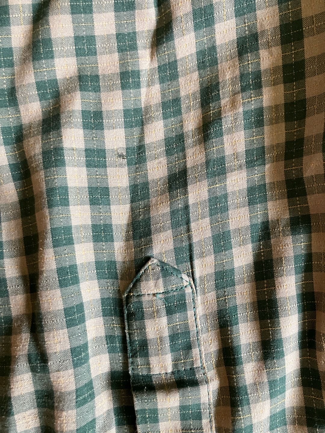 Columbia Sportswear Men's Green Plaid Long Sleeve Button Down Shirt Size M 10