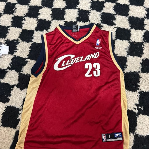 Vintage Reebok LeBron James 23 Cleveland Cavaliers NBA Basketball Jersey Youth Large