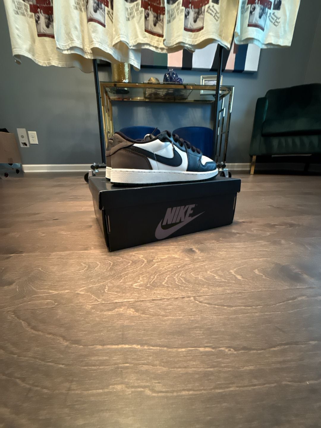 Air Jordan 1 Retro Low OG GS Mocha CZ0858-102 Size 5.5Y 2