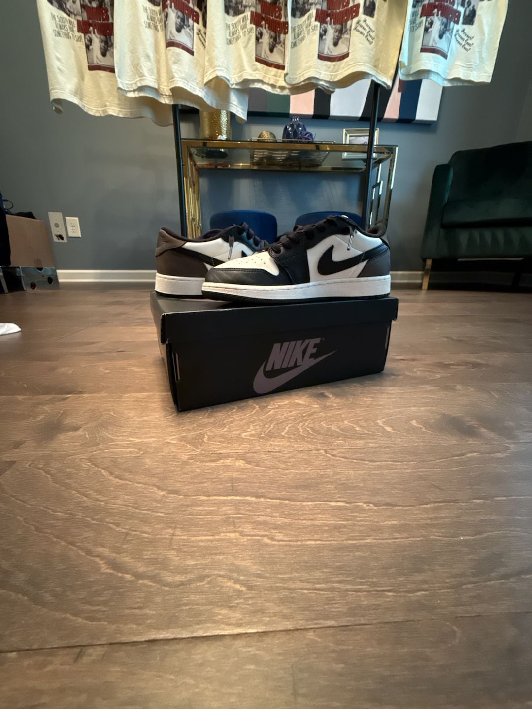 Air Jordan 1 Retro Low OG GS Mocha CZ0858-102 Size 5.5Y 3