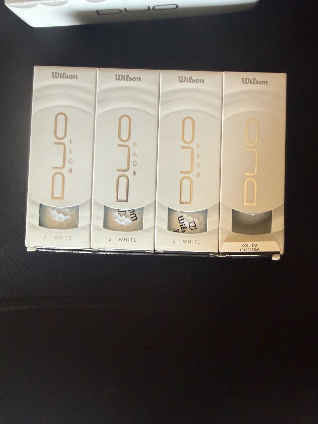 Wilson Duo Soft White Golf Balls 12-Pack 4