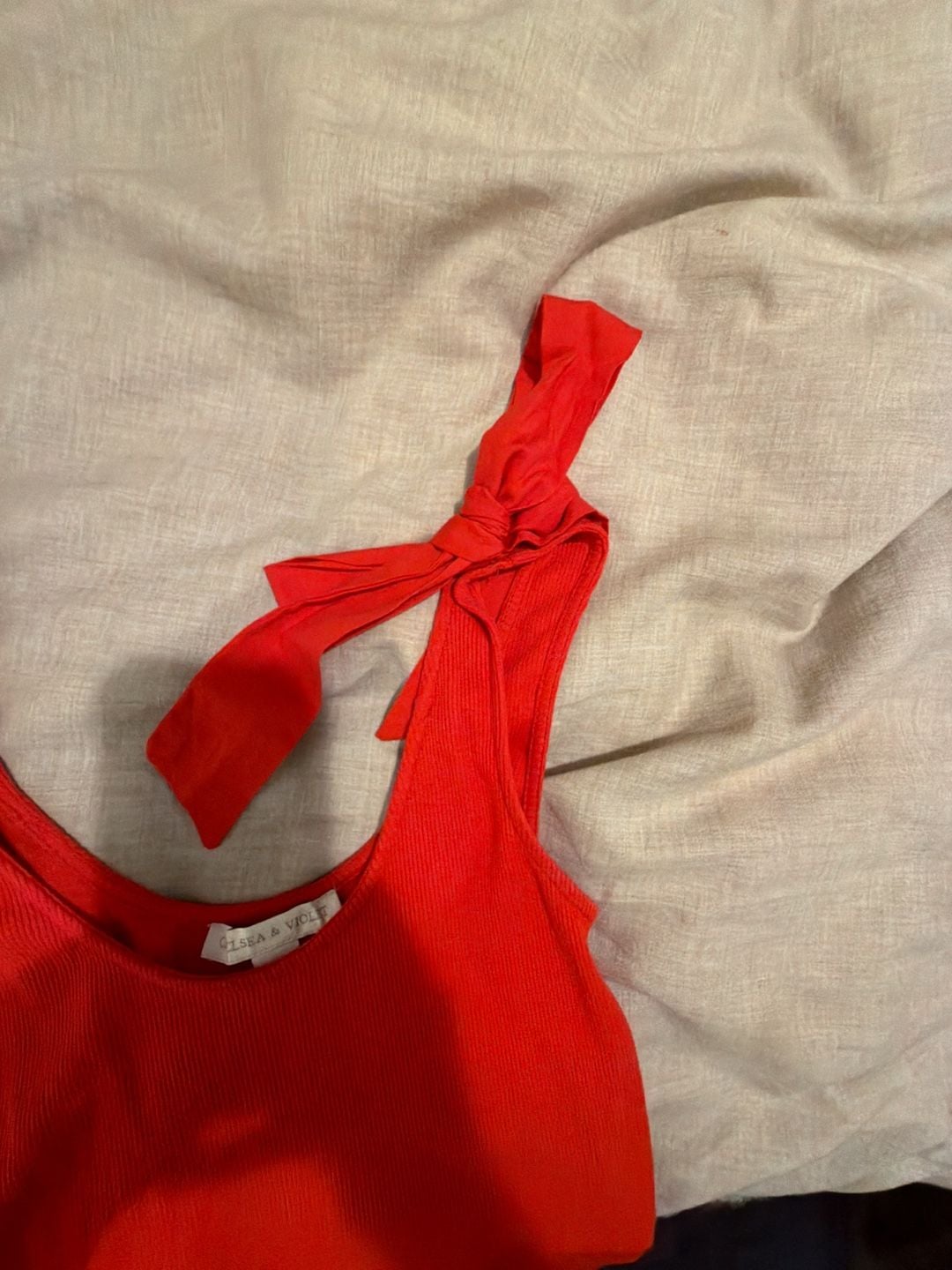 Chelsea & Violet Ribbed Tie Shoulder Tiered Tank Midi Dress Red. Size S. Ends around mid-calf.  8