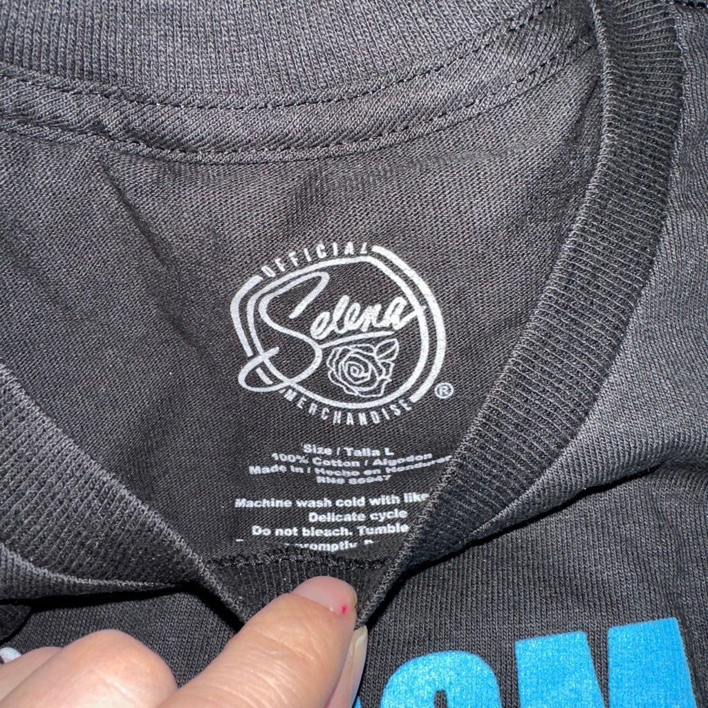 Selena Official Merchandise Bidi Bidi Bom Bom Black T-Shirt Size Large 4