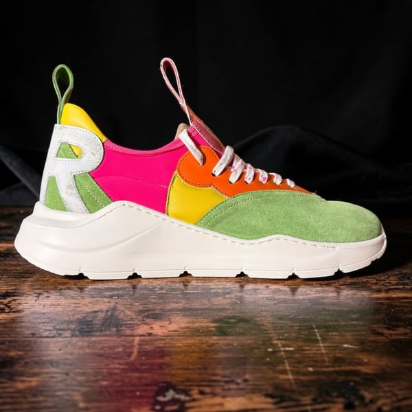 RIDDICK Array Effect GRN Italian Sneakers • Women’s 9 • $619 Retail