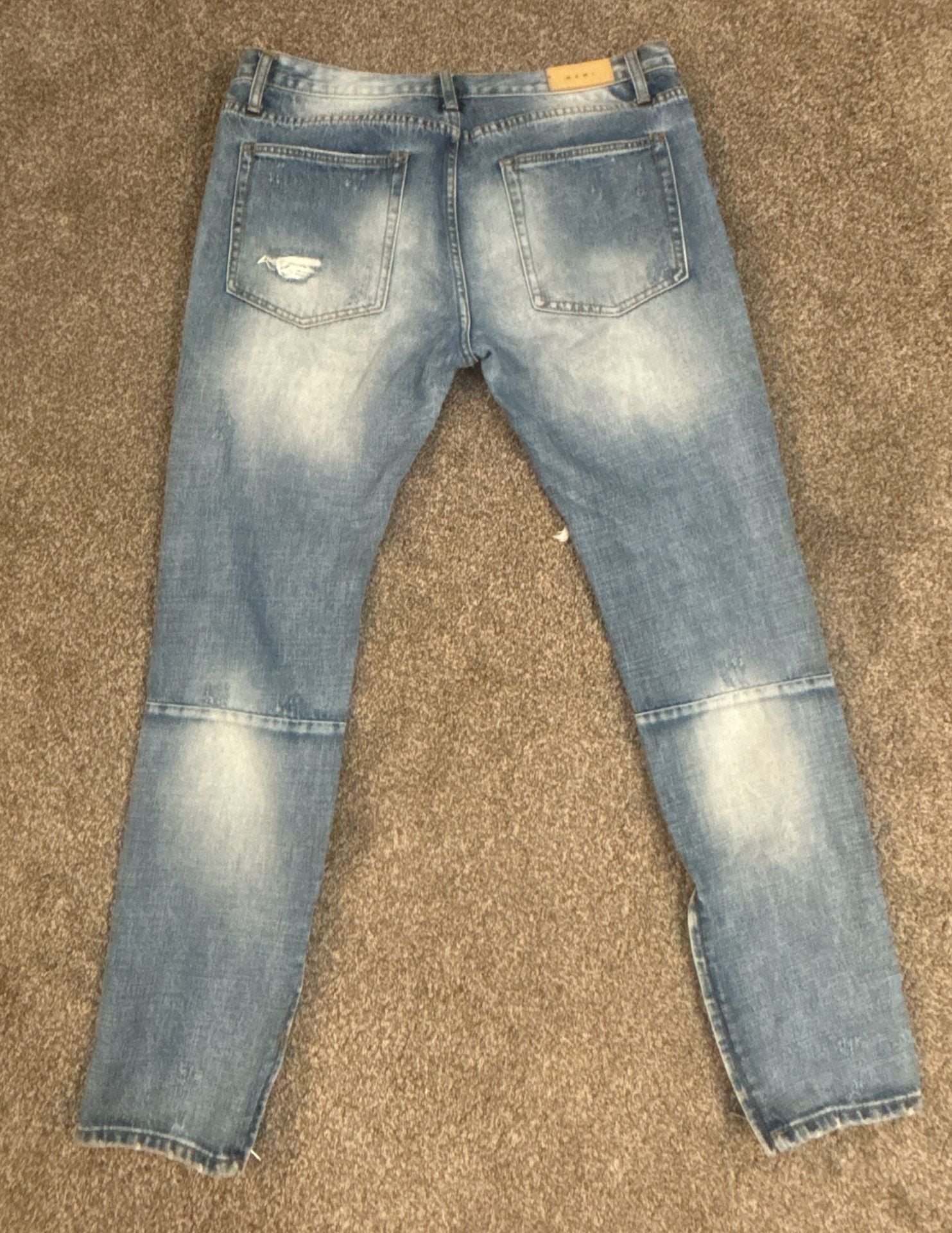 mnml Distressed Light Wash Denim Jeans Size 38 7