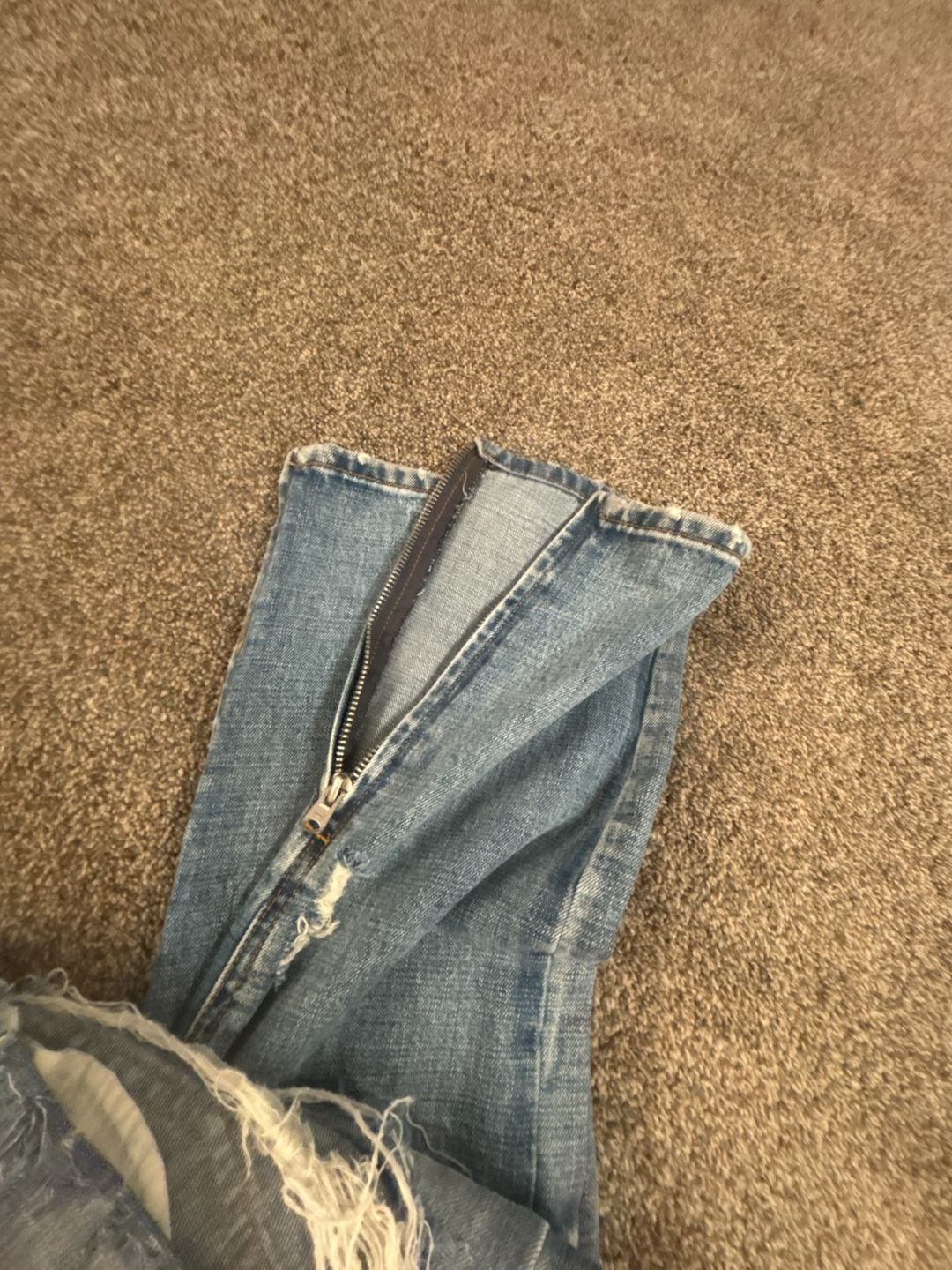 mnml Distressed Light Wash Denim Jeans Size 38 9