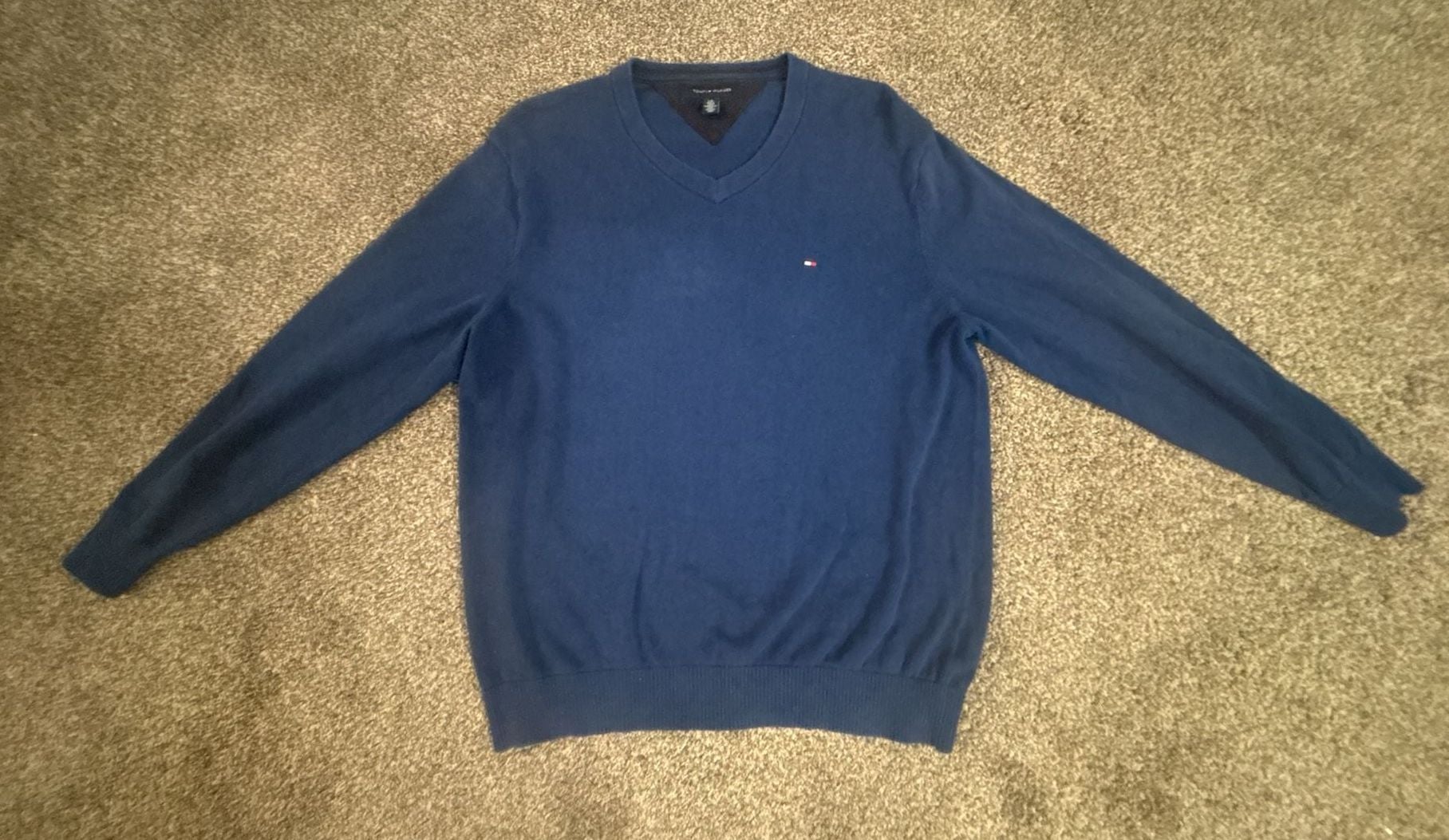 Tommy Hilfiger Men's Blue V-Neck Long Sleeve Pullover Sweater Size L 8