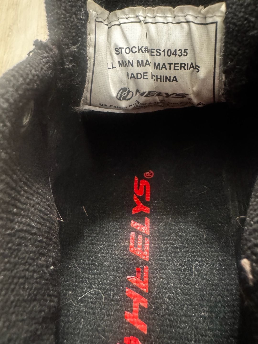 Heelys Propel 2.0 Black and Red Youth Size 1 Roller Shoes Sneakers - See Photos for Condition - Flaw 10