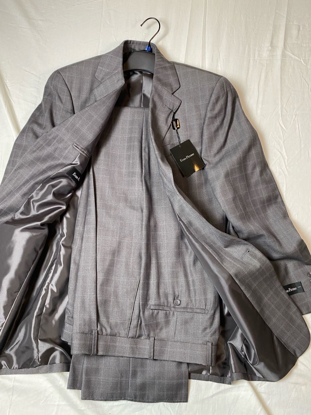 Evan-Picone Gray Plaid 2 Piece Suit Jacket and Pants Set, Size 38L 32W 3