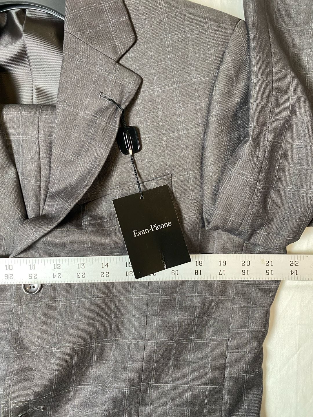 Evan-Picone Gray Plaid 2 Piece Suit Jacket and Pants Set, Size 38L 32W 4