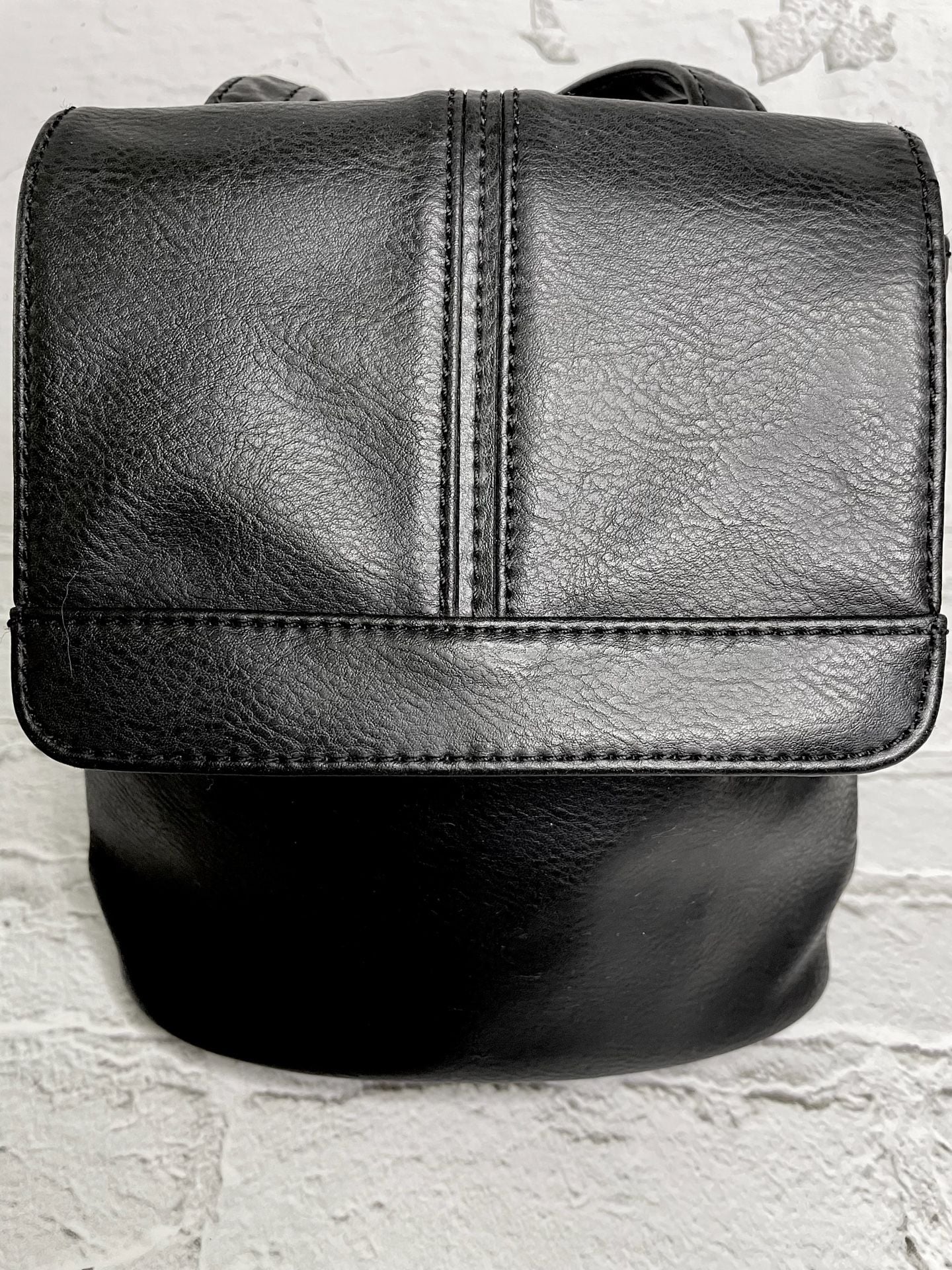 Vintage Liz Black Faux Leather Small Crossbody Bag 7