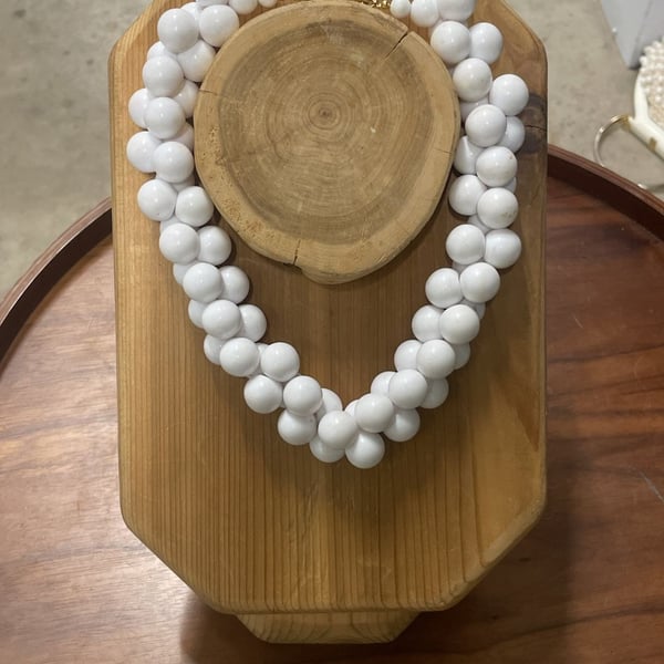 Vintage Napier Two Strand White Lucite Chunky Beaded Necklace Gold Tone Clasp