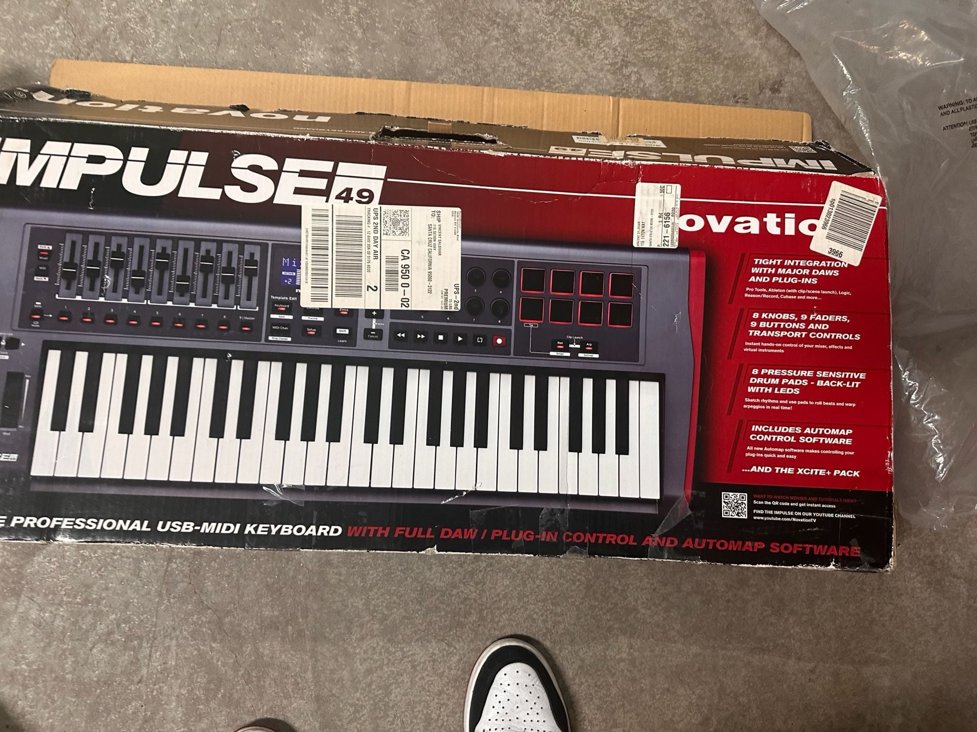 Novation Impulse 49 USB-MIDI Keyboard Controller 1