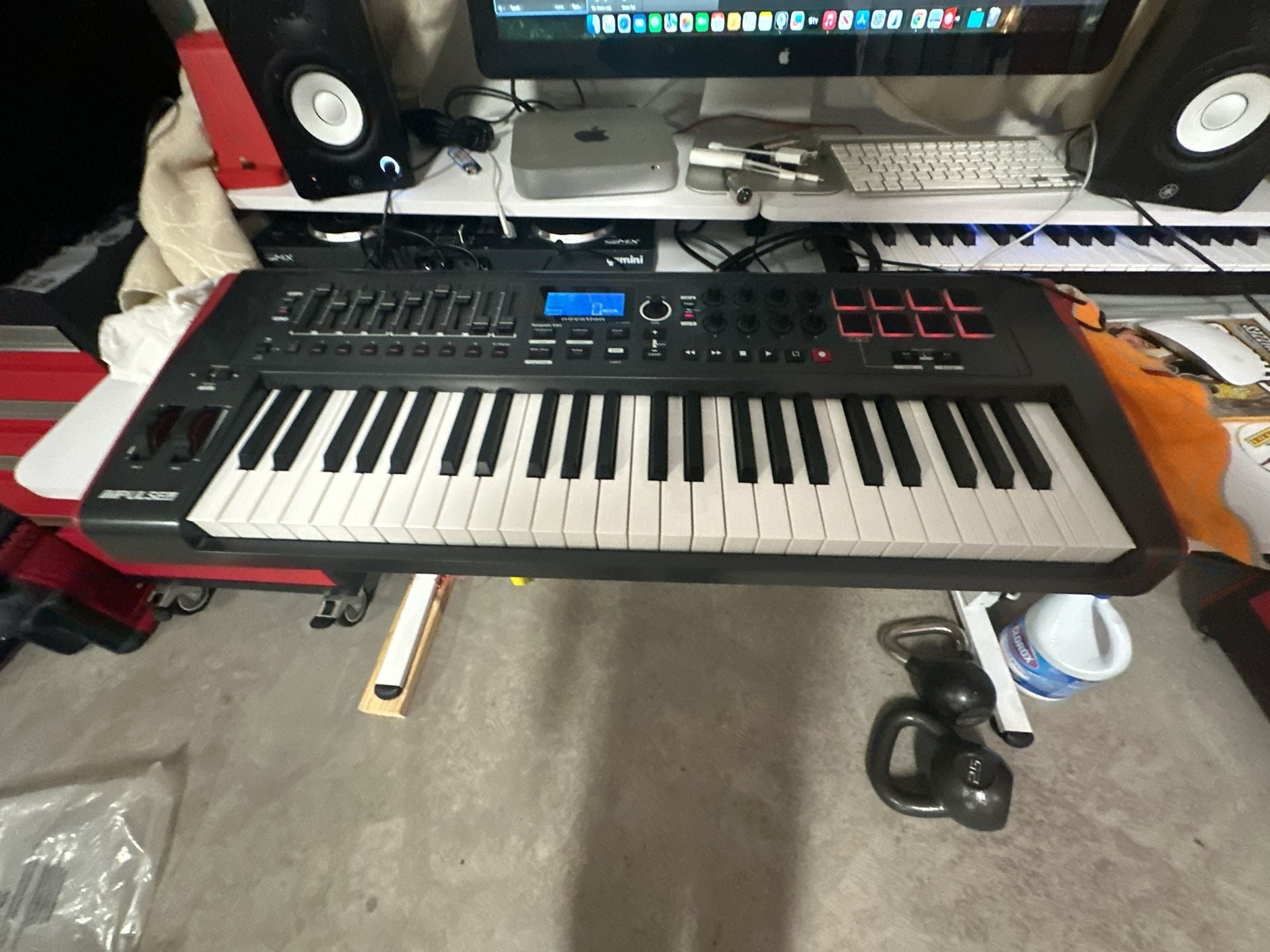 Novation Impulse 49 USB-MIDI Keyboard Controller 6