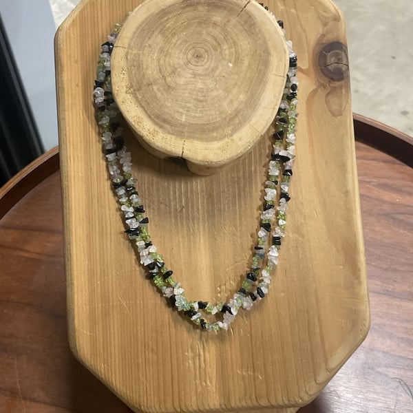 Vintage Multi-Strand Gemstone Chip Beaded Necklace with Peridot Black Onyx and Quartz