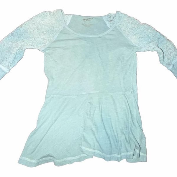 Arizona Jeans Co. Light Blue Long Sleeve Top with Lace Sleeves Small