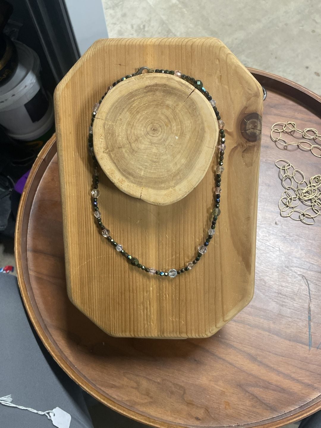 Unbranded Faceted Crystal and Glass Beaded Necklace with Aurora Borealis Accents 3