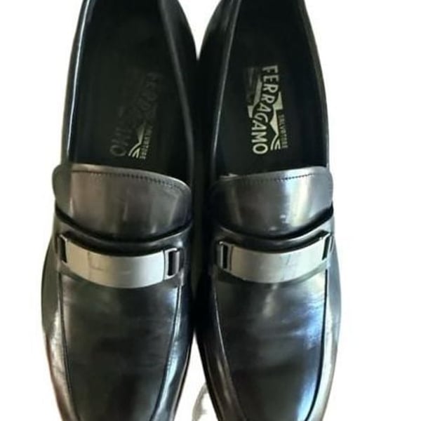 Salvatore Ferragamo Men's Charcoal Gray Burnished Leather Loafers Size 11 D