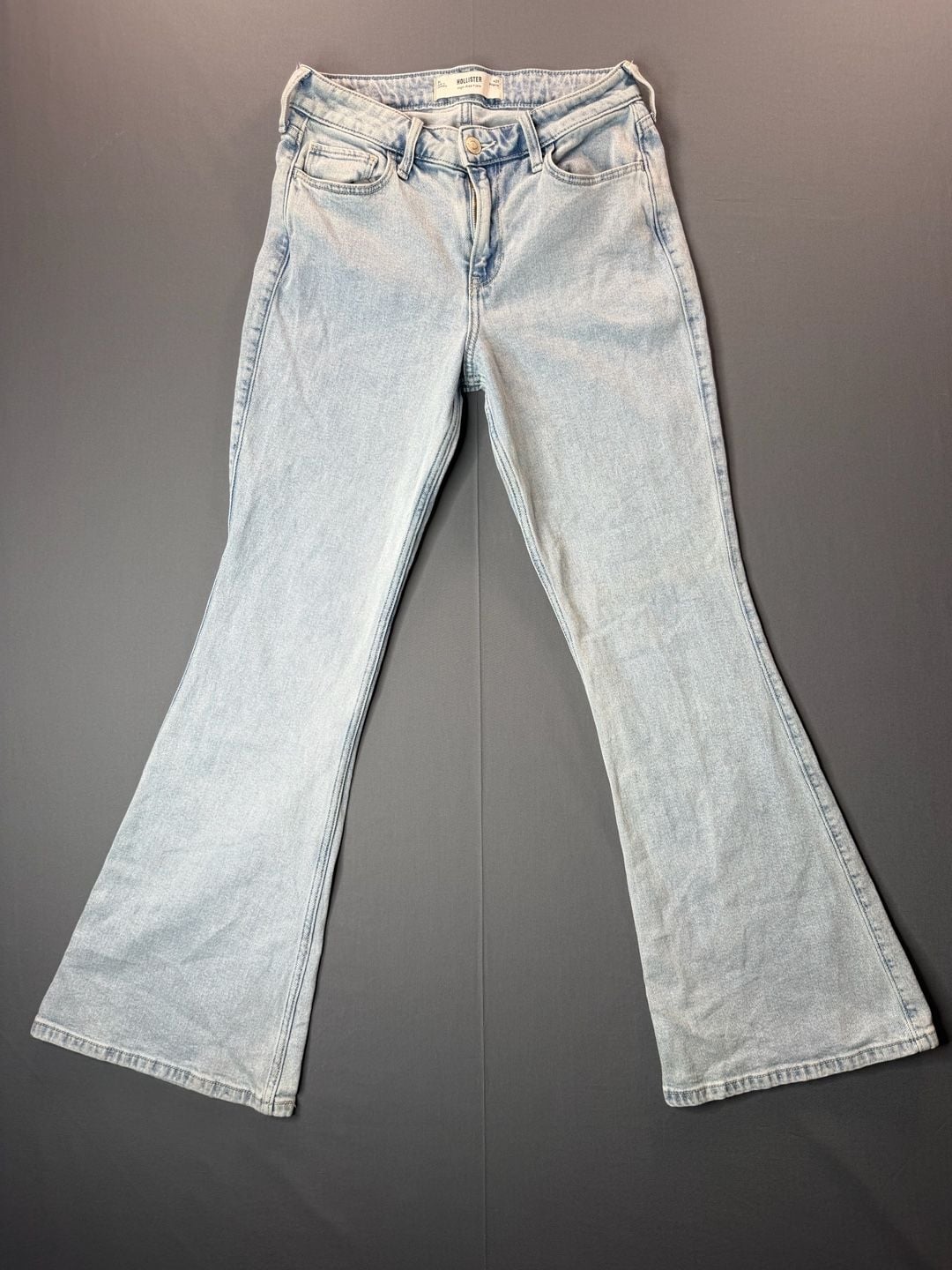Hollister High-Rise Flare Jeans Light Wash Heart Embroidered Size 8R W29 3