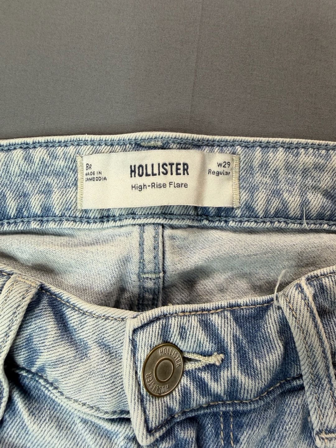 Hollister High-Rise Flare Jeans Light Wash Heart Embroidered Size 8R W29 7