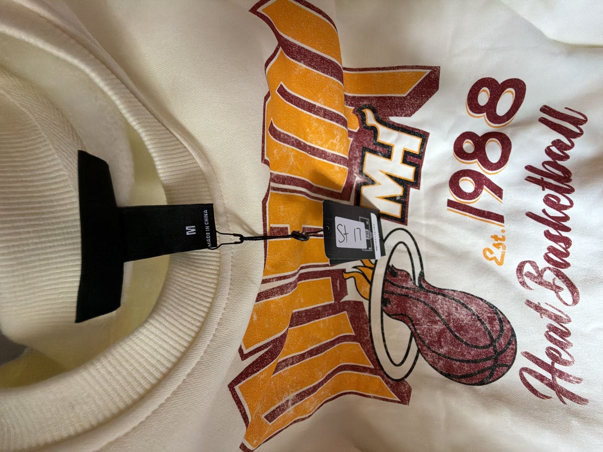 Wild Collective Miami Heat Graphic Crew Fleece Vintage White Sweatshirt M 4