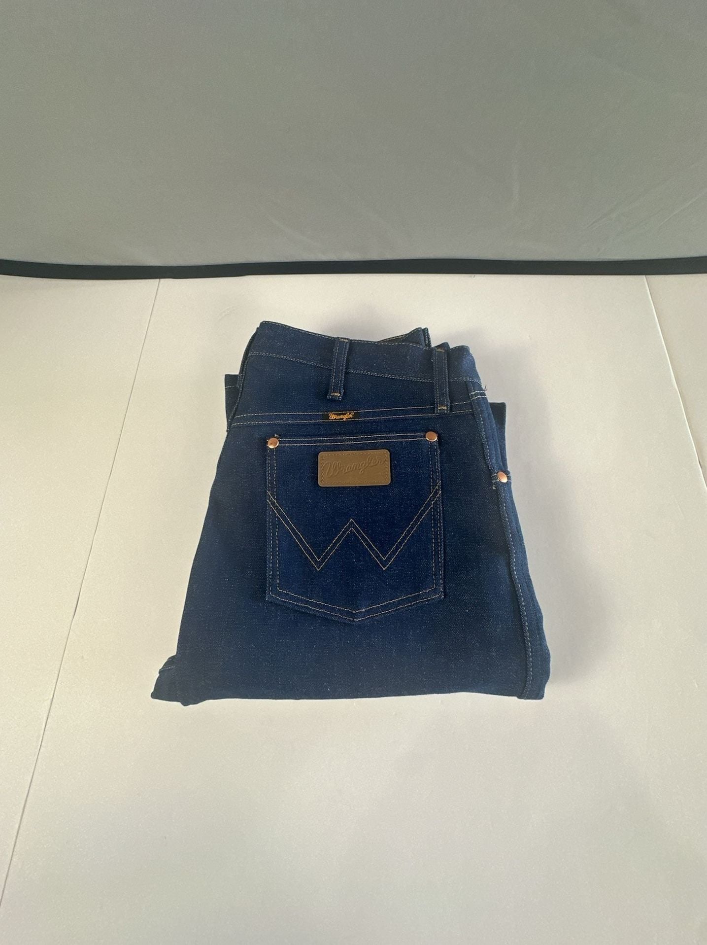 Wrangler Cowboy Cut 13MWZ Rigid Indigo Raw Denim Jeans 33x34 3