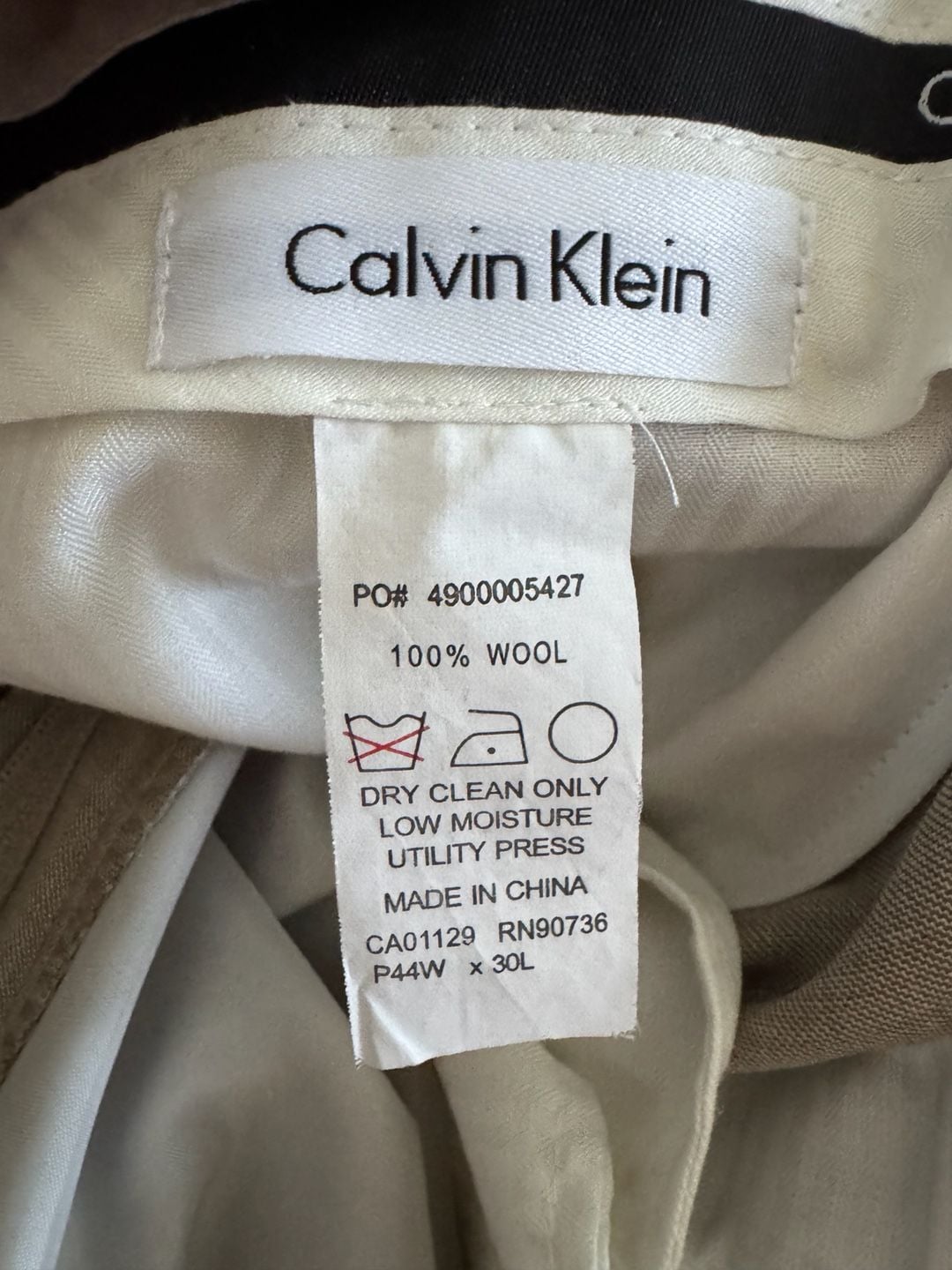 Calvin Klein Mens 100% Wool Tan Two-Piece Suit Size 50R Jacket, Pants 44x30 6