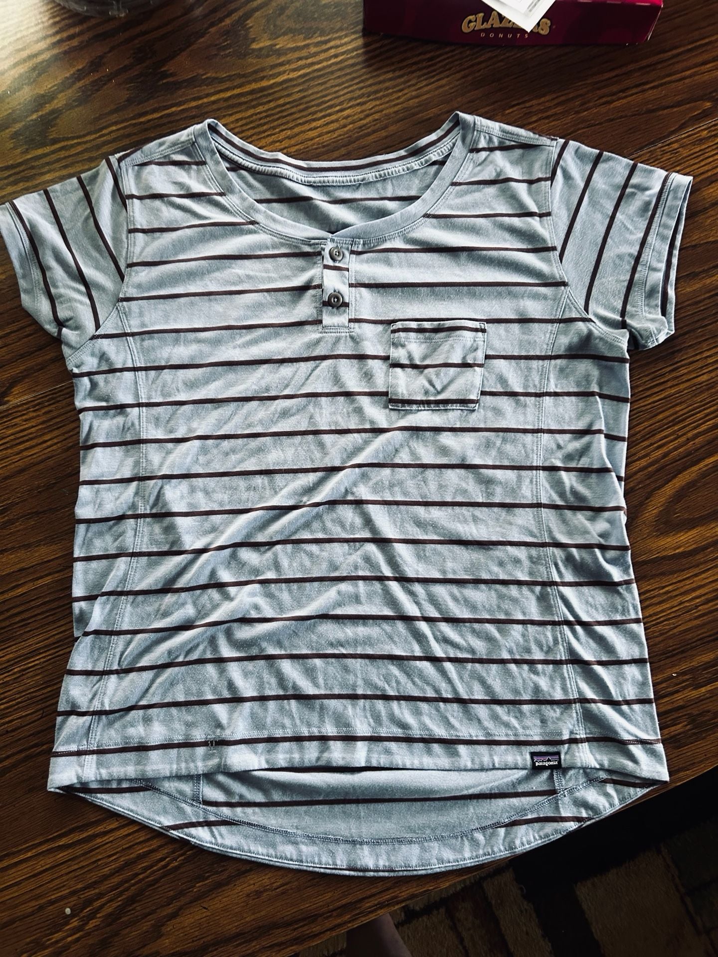 Patagonia Henley Short Sleeve Shirt Size Women’s L 2