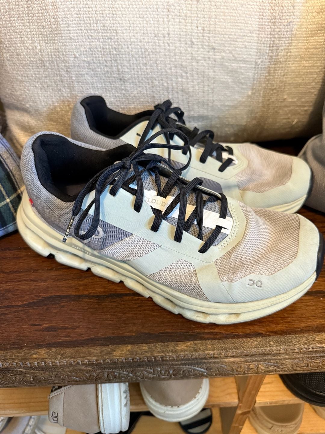 On Cloudrunner Frost Aloe Running Shoes 2