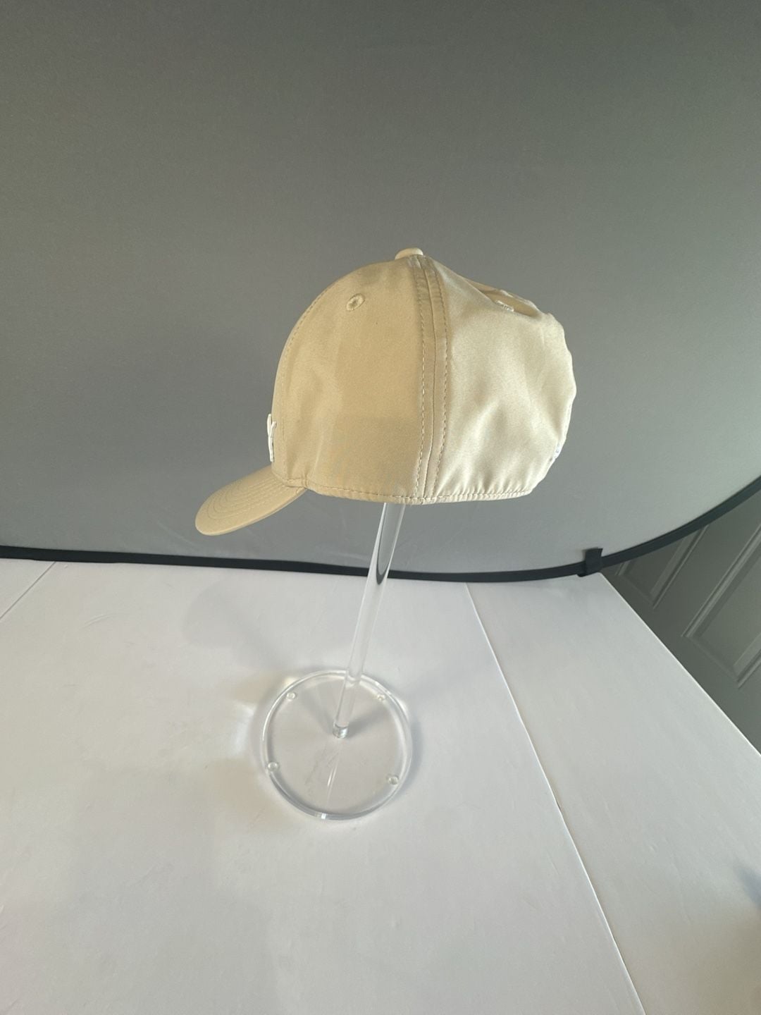 PUMA Evercat Alloy Stretch Fit Cap S/M Beige Tan PV1627 3D Cat Logo Hat
3