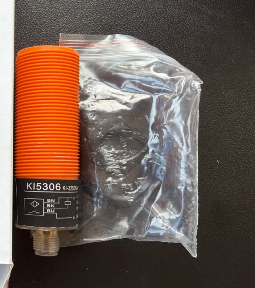 ifm electronic KI5306 KI-3250NANKG/SL/1P/US/IO Capacitive Sensor Proximity Switch 1