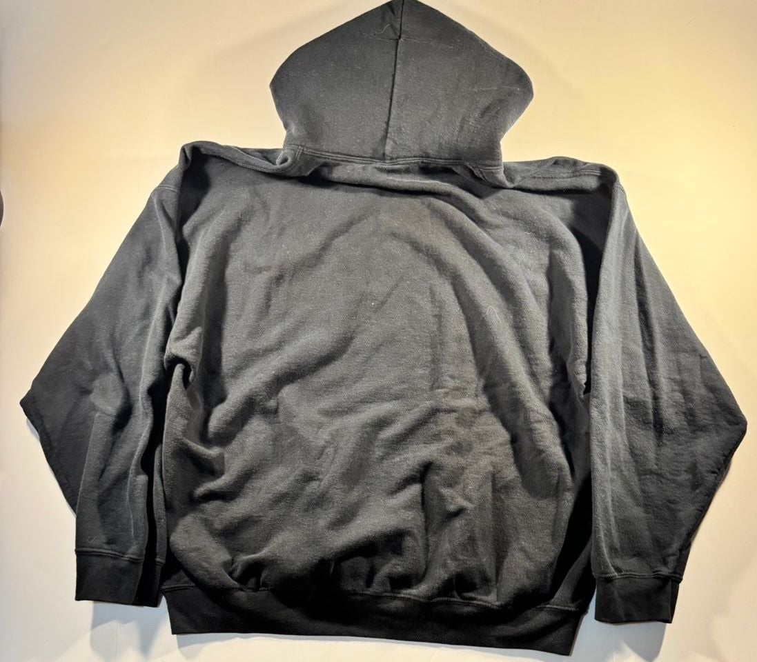 Gildan Heavy Blend Black Don't Put God In A Box Graphic Hoodie XL 7