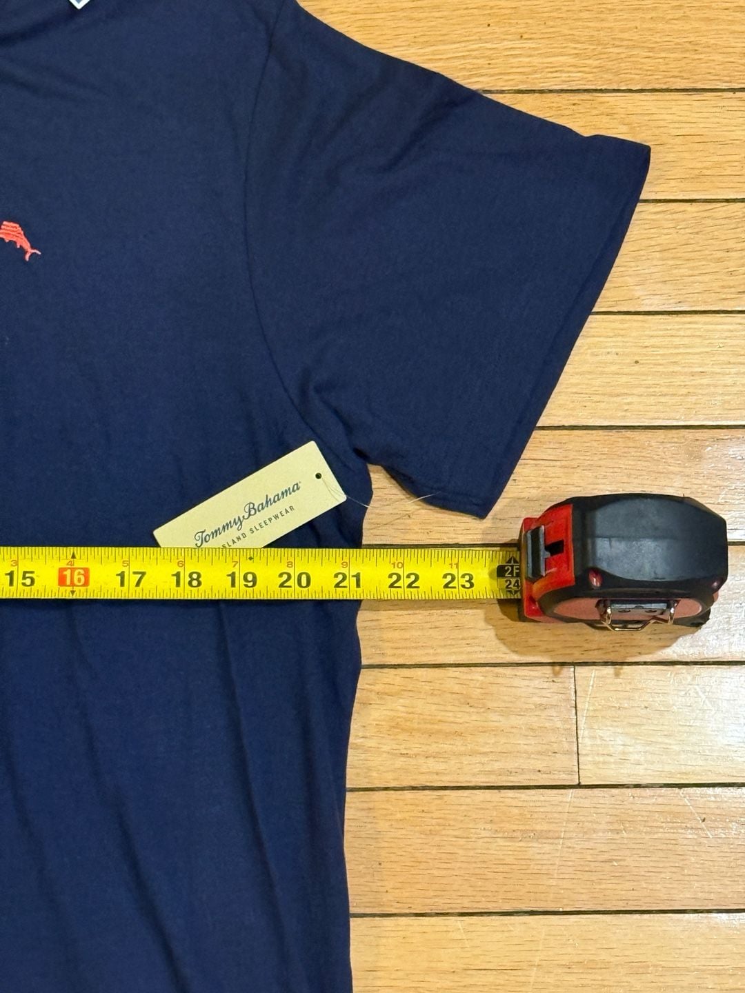 Tommy Bahama Mens Navy Blue Short Sleeve T-Shirt with Pink Marlin Size L NWT 7