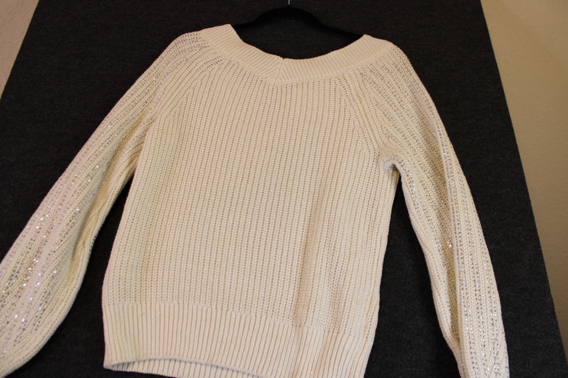 White Ribbed Knit Long Sleeve Pullover Sweater with Metallic Detail 2