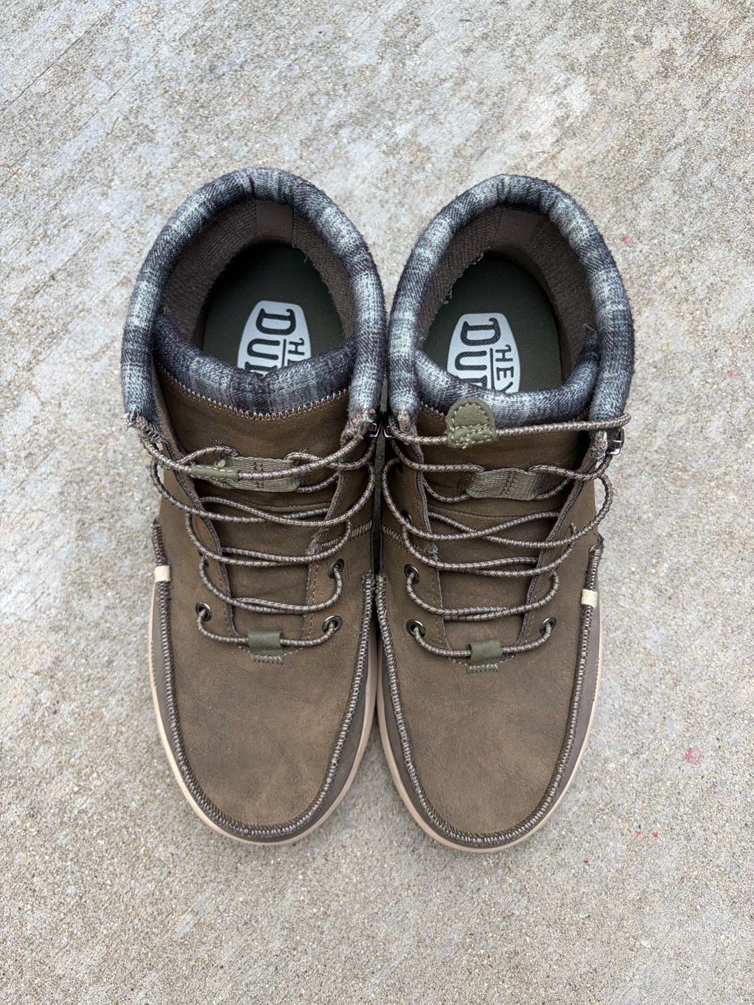 Hey Dude Men's Bradley Classic Boot Walnut Plaid Lined Chukka Boots 6