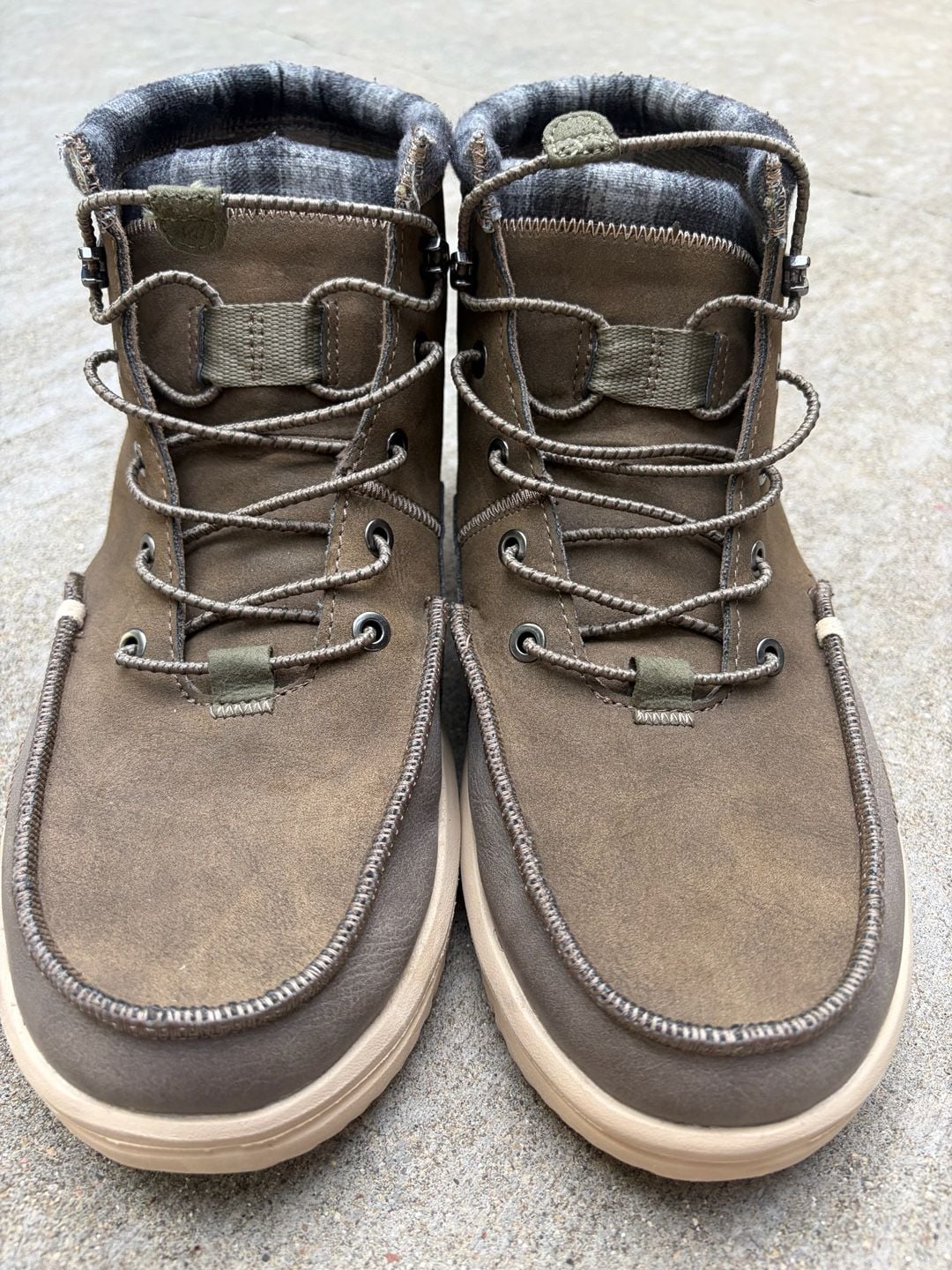 Hey Dude Men's Bradley Classic Boot Walnut Plaid Lined Chukka Boots 7