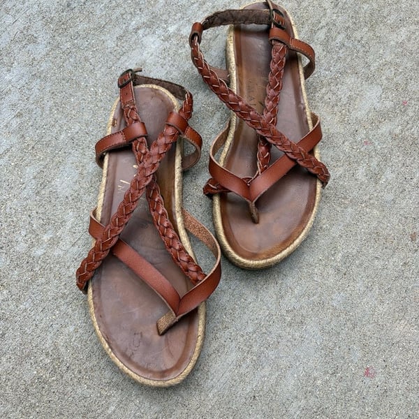 Blowfish Malibu Brown Braided Strappy Flat Sandals Women's Size 9