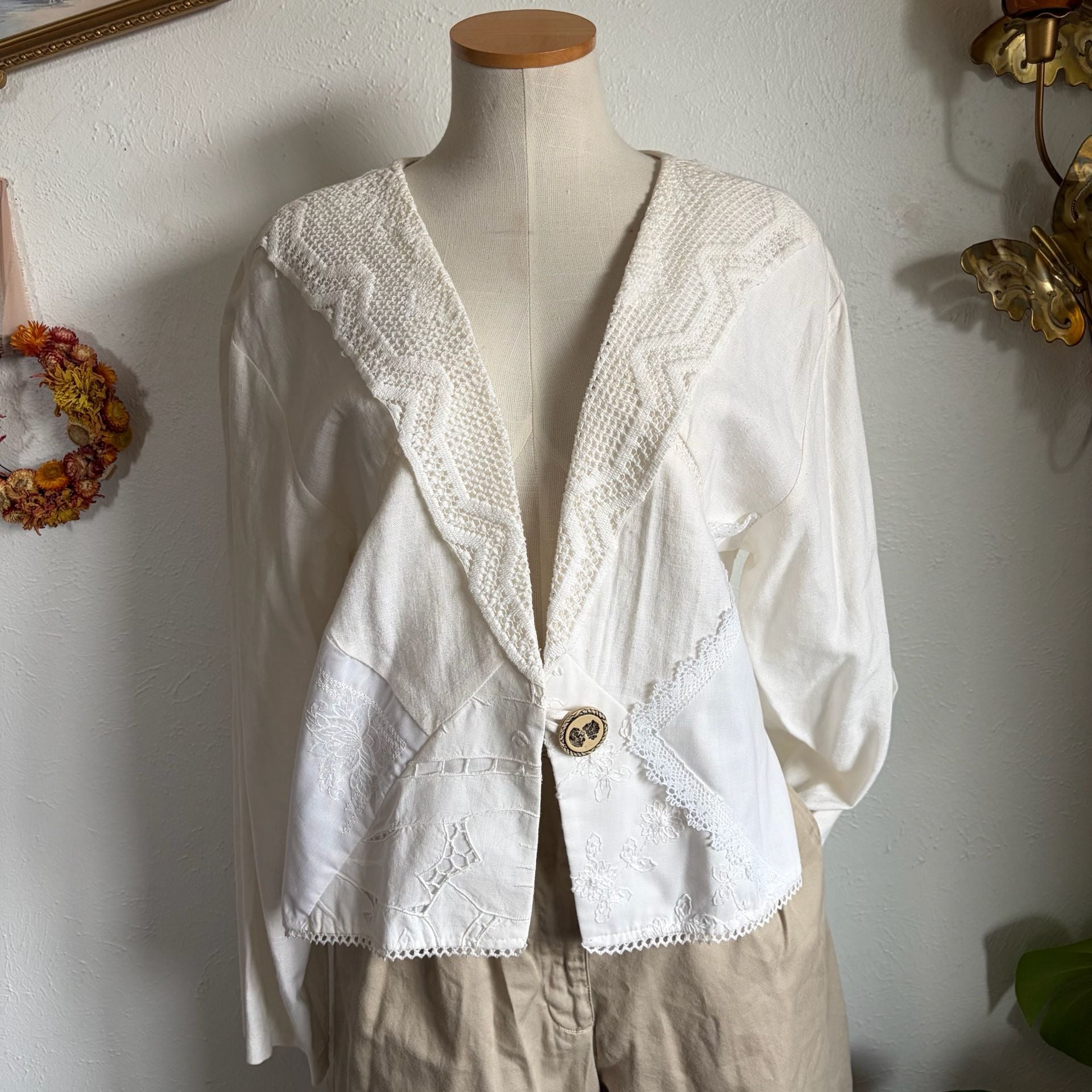 Vintage Melrose Cardigan with Crochet Lace and Embroidery XL 2