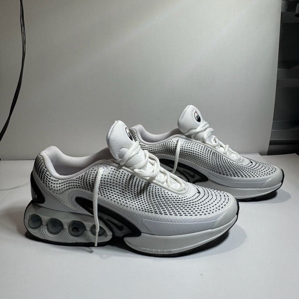 Nike Air Max Dn White Photon Dust Metallic Silver New DV3337-103 Men's Size 11.5
