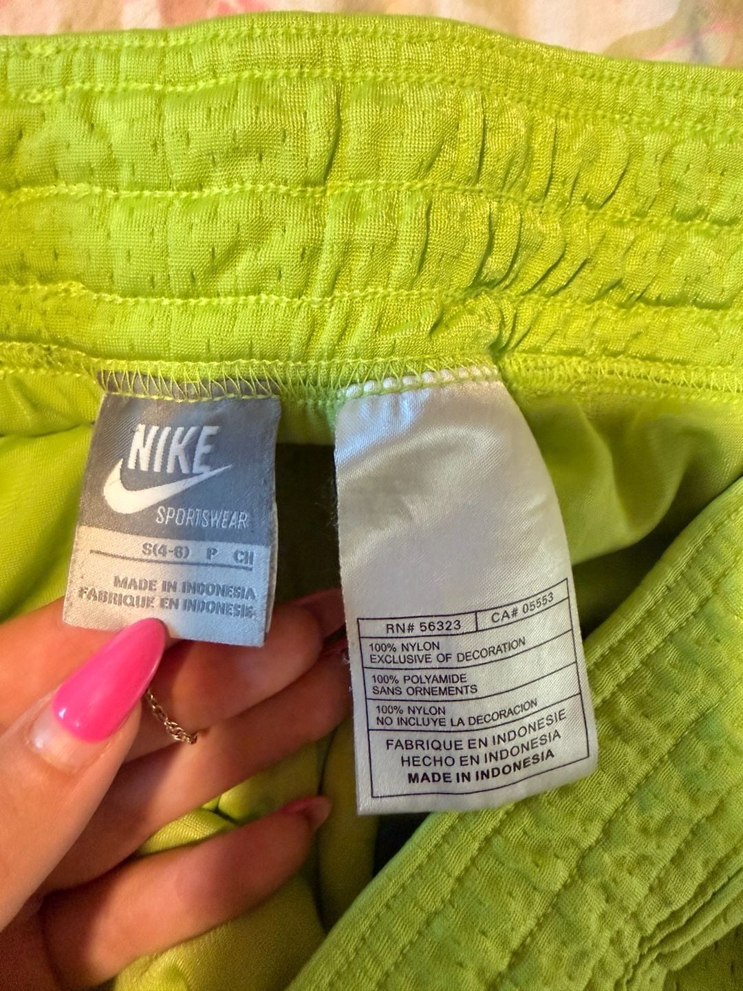 Nike Pro Sports Bra and Nike Sportswear Mesh Shorts Neon Yellow Set Size M/S 6